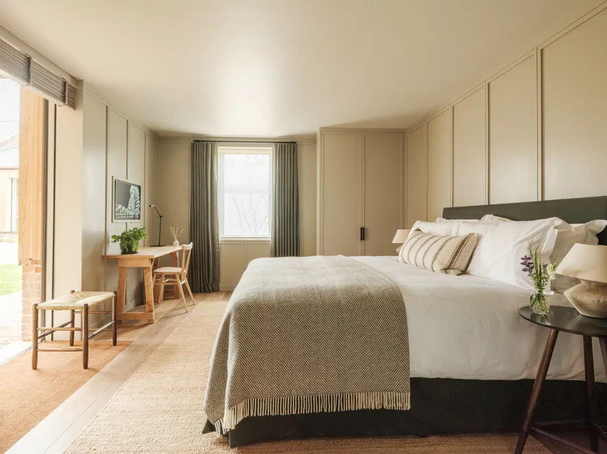 bed sideways and room